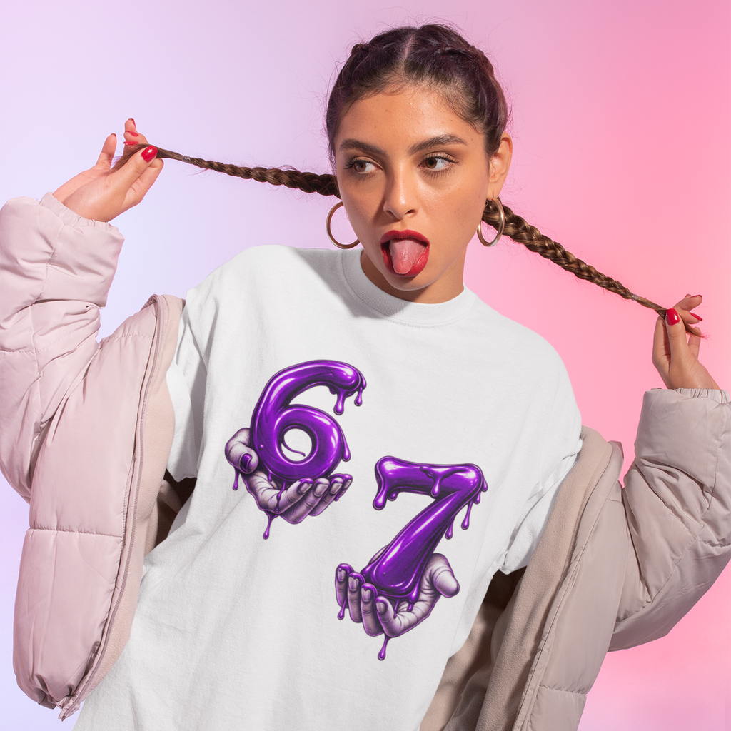 6 7 Unisex Oversized Tee